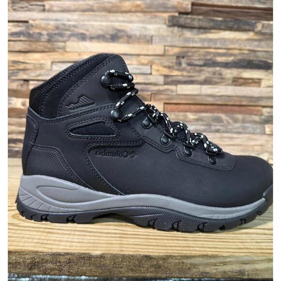 Columbia Newton Ridge Plus Hiking Black Boot Size 9 - Picture 1 of 10